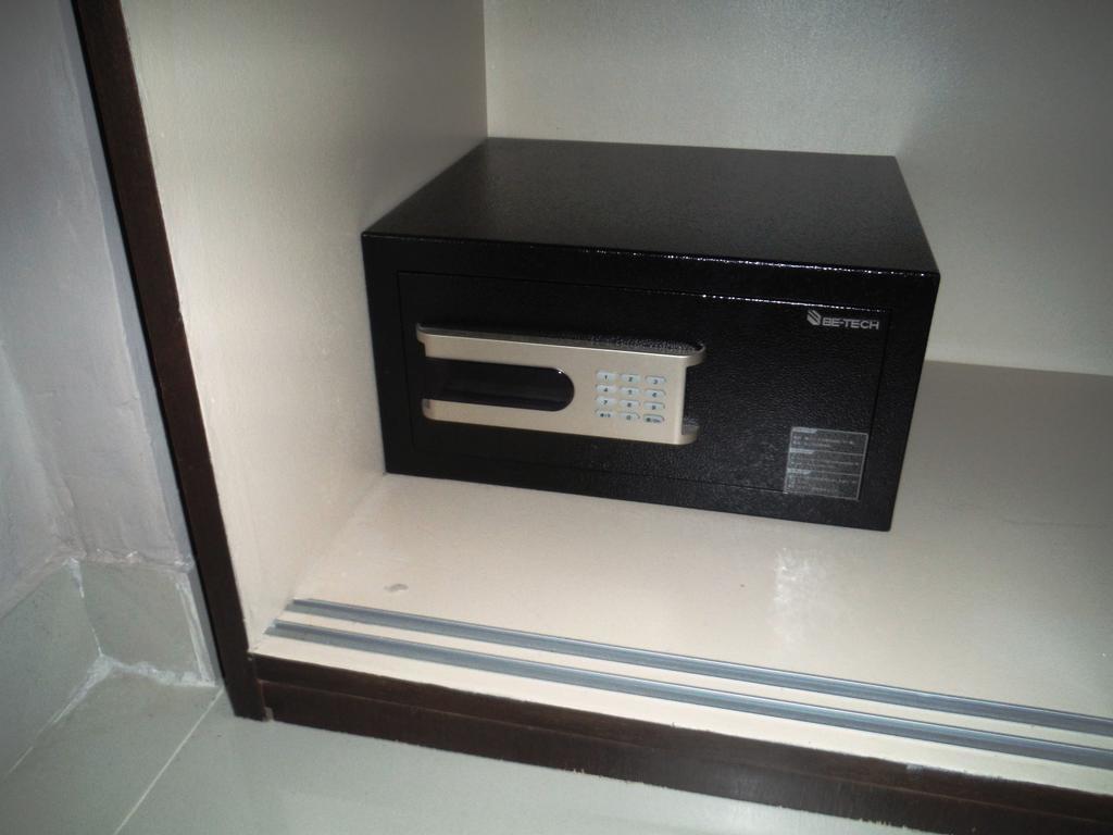 Shooters Guesthouse Pattaya Ruang foto